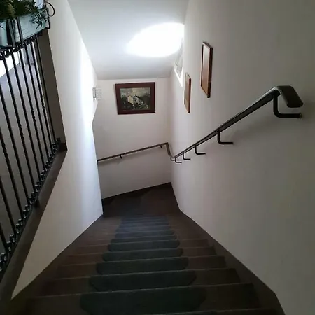 Gasthof Roter Hahn Guest house